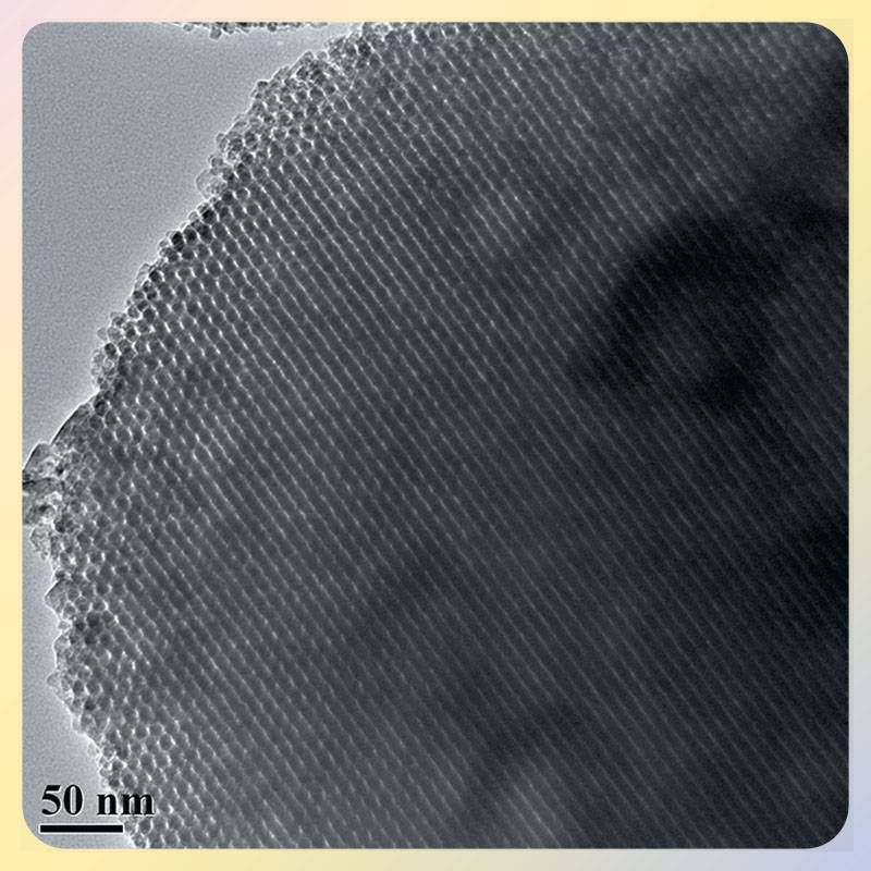 有序介孔二氧化钛